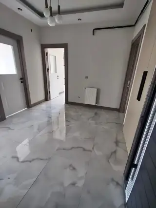 Hol ve giriş temizliği — teslim öncesi son hali