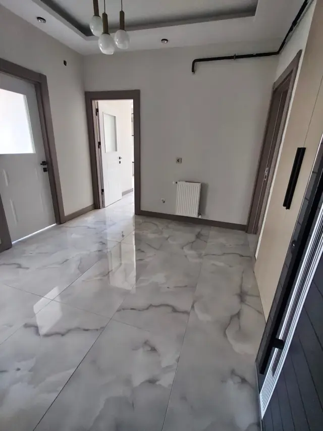 Hol ve giriş temizliği — teslim öncesi son hali
